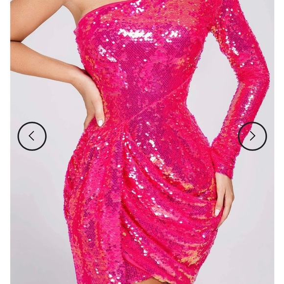 Pink sequin party dress - Picture 5 of 5
